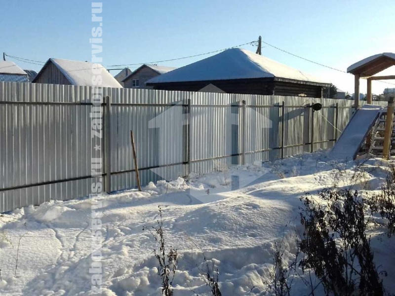 Забор из профнастила оцинкованный 67 метров