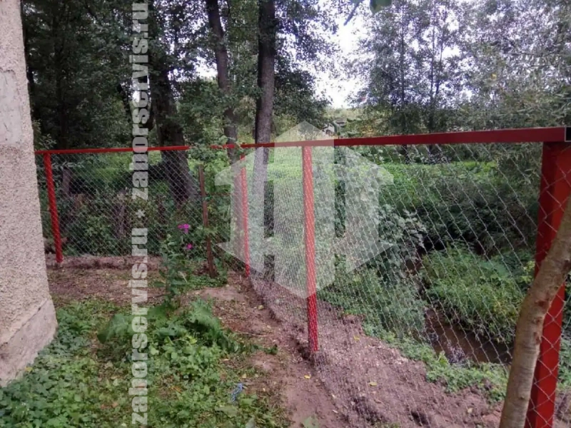 Забор из сетки рабицы с секциями 84 метра