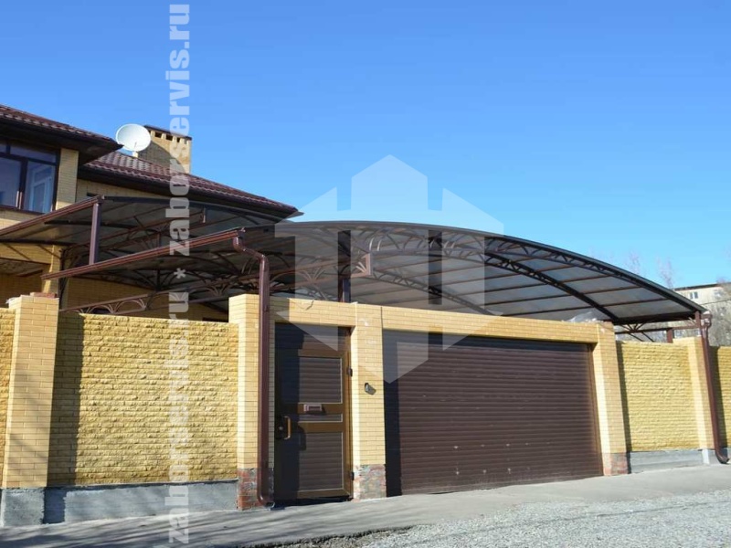 Навес для дома пример 11