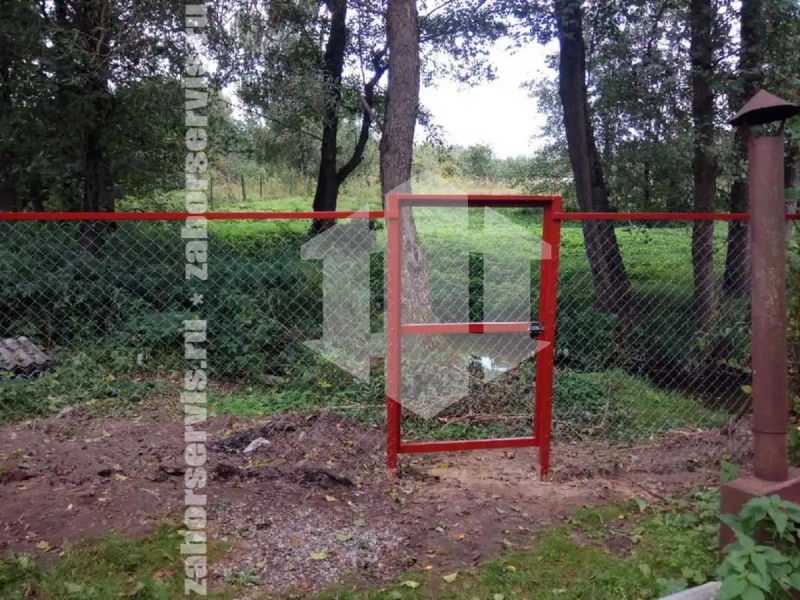 Забор из сетки рабицы с секциями 84 метра