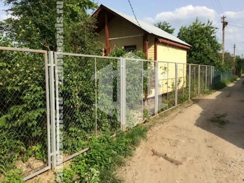 Забор из сетки рабицы секциями 50 метров