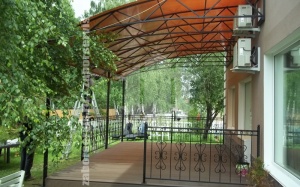 Полуарочный навес пример 3
